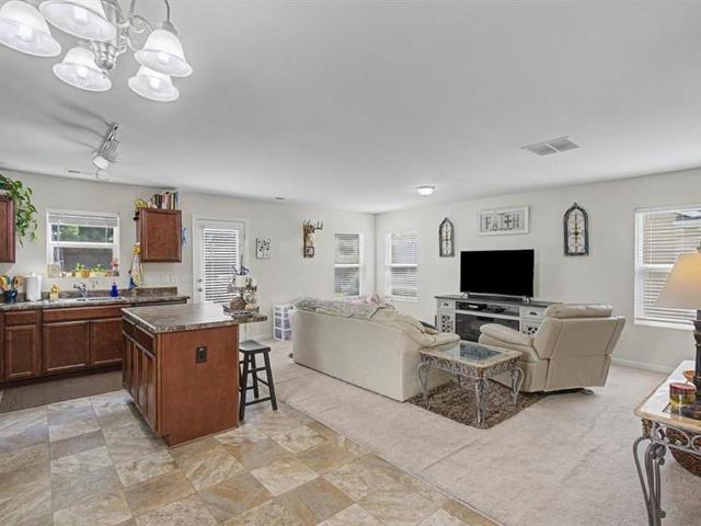 22 Lila Way