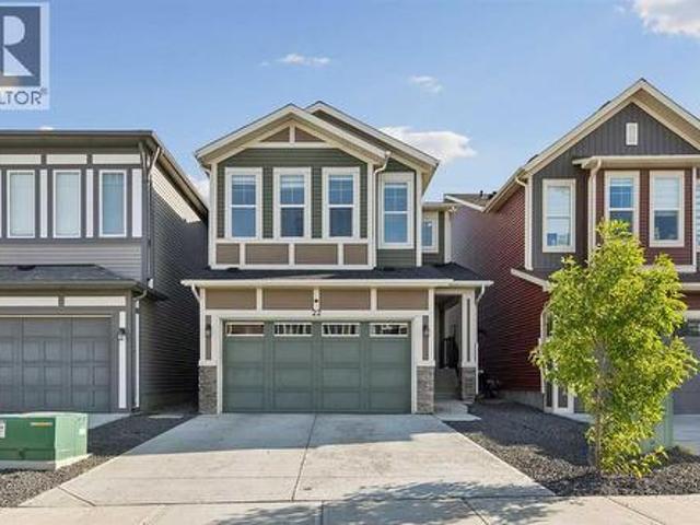 22 Lucas Terrace Nw, Calgary, AB, T3P 1P9 house for sale | Listing ID A2343 | Royal LePage