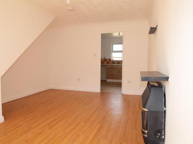22 Lupin Road, Nettleham Road. 3 bed house to rent £1,200 pcm £277 pw