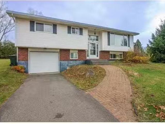 22 Mapleton, Hampton, NB, E5N 5E8 house for sale Listing ID.