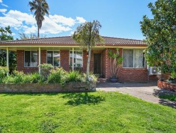22 Maughan Street, Wellington NSW 2820 Exceptional Commercial & Residential Opportunity