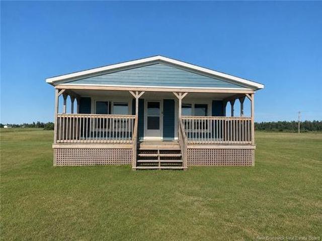 22 Maximin, Lamèque Island, NB, E8T 0G7 house for sale | Listing ID NB141965 | Royal LePage