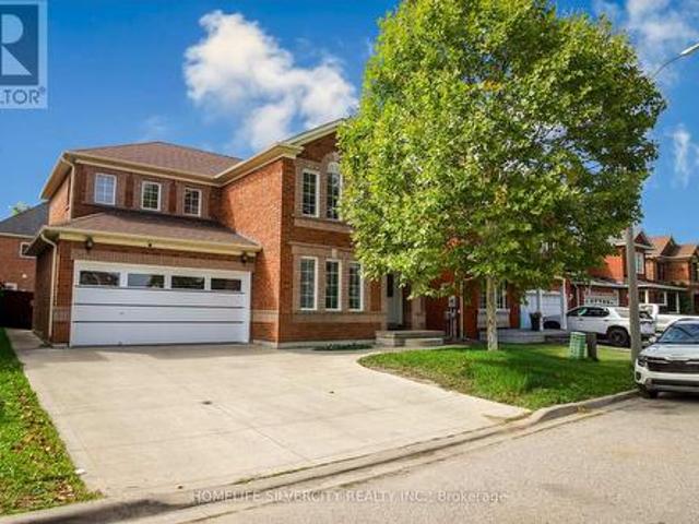 22 Meadow Glade Road, Brampton, ON, L6R 1Z7 house for sale | Listing ID W13810 | Royal LePage