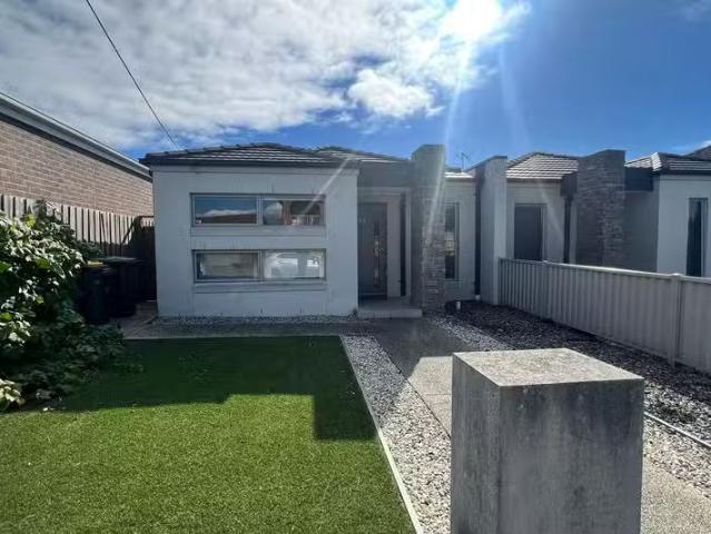 22 Milan Street, Bell Park, VIC 3215 House for Rent