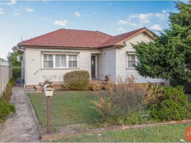 22 Murray Street, EAST MAITLAND House for rent Listed by Rent.