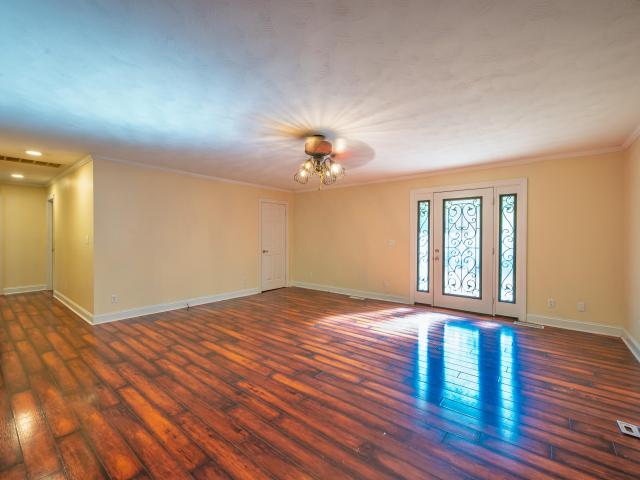 22 Nioka Drive