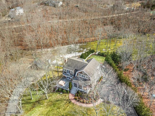 22 Old Trail Road