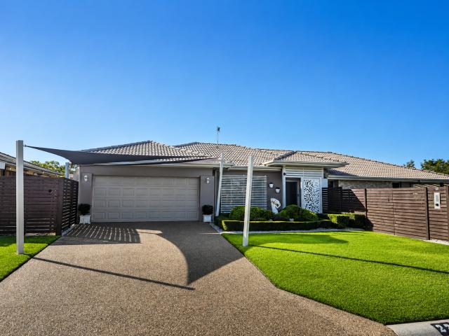 22 Oxley Circuit, URRAWEEN, QLD 4655