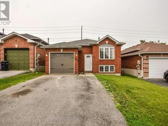 22 Peregrine Road, Barrie, ON, L4M 6P9 house for sale | Listing ID S13779 | Royal LePage