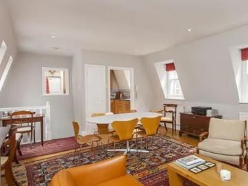 22 Phillimore Walk, London, W8 7DR, United Kingdom | 3 bed townhouse for rent #1251795 | Rentberry
