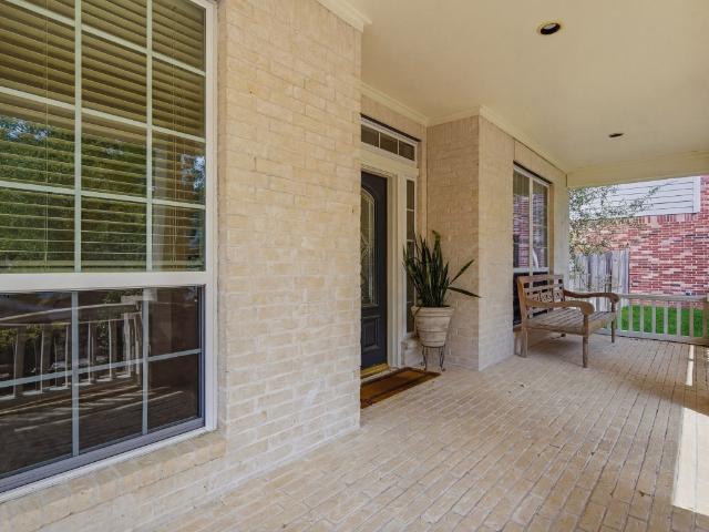 22 Picasso Path Place