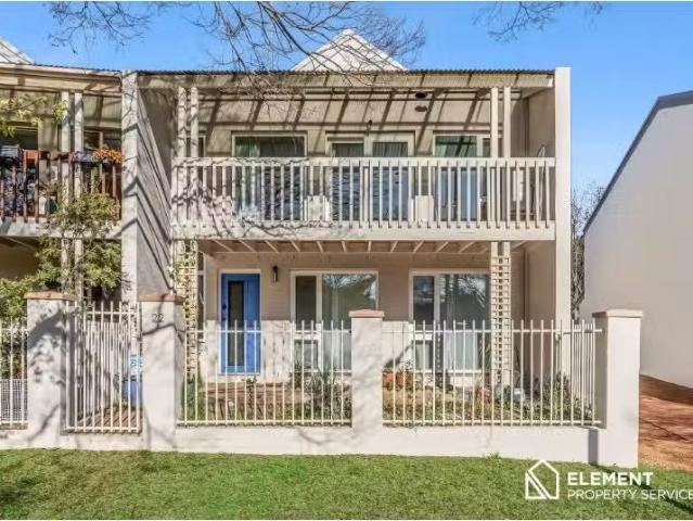22 Port Jackson Circuit, Phillip Townhouse for rent Listed by.