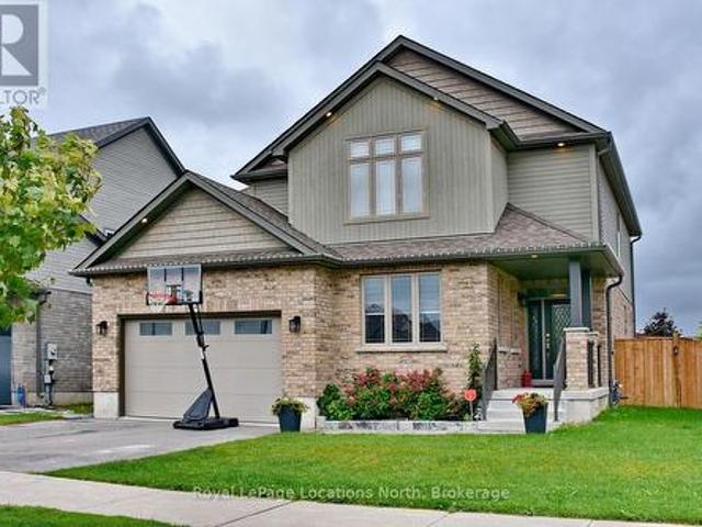 22 Portland Street, Collingwood, ON, L9Y 0W9 house for sale | Listing ID S13810 | Royal LePage