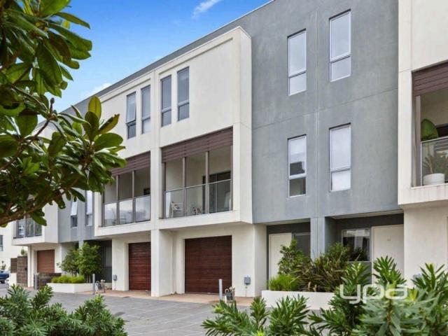 22 Rainbow Place, Mornington