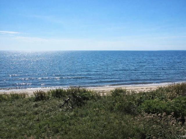 22 Rod St, East Patchogue, NY 11772 | MLS #978955