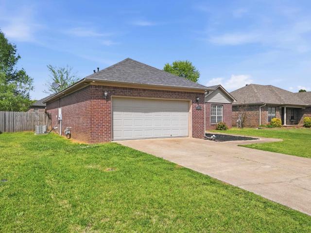 22 Ruby June St