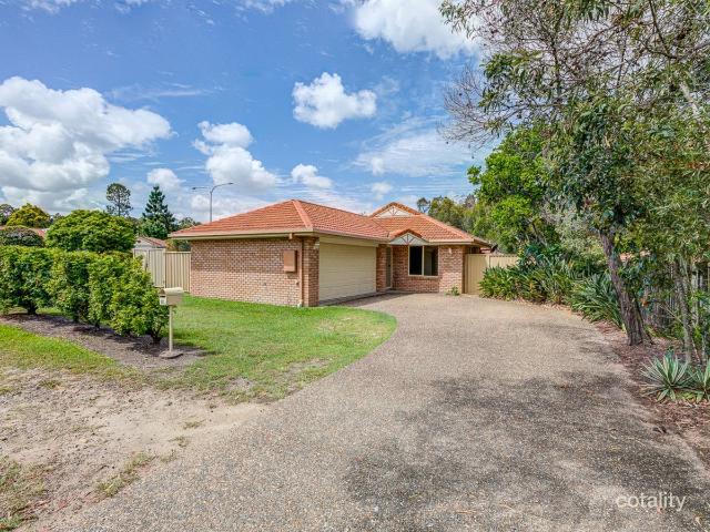 22 Santa Isobel Boulevard, Pacific Pines