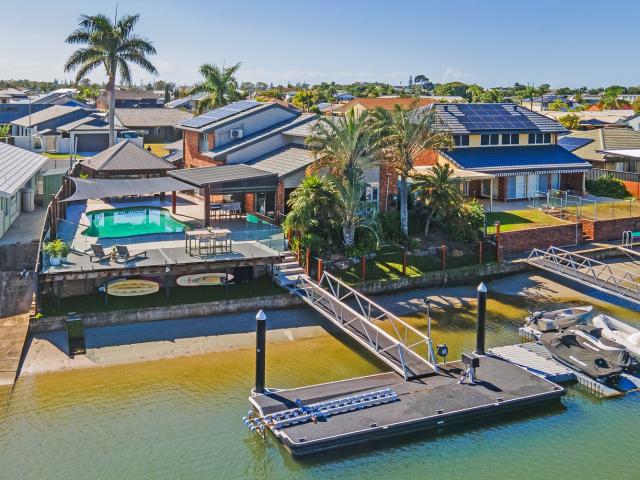 22 Seabreeze StreetParadise Point QLD 4216, Australia
