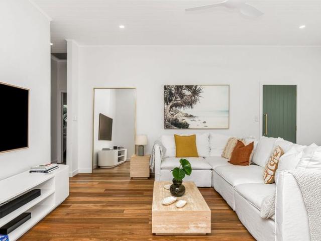 22 Shelley Drive Furnished Short Term let Available from July 2026 for 3 5 months
