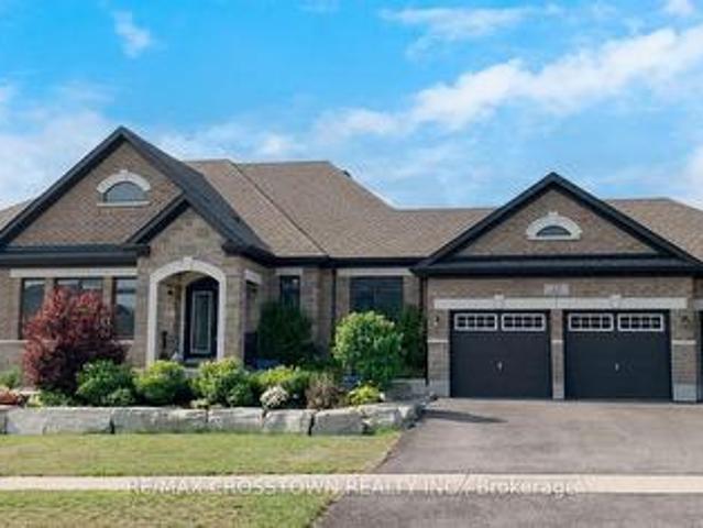 22 Stewart Crescent, Essa, ON, L0L 2N0 house for sale | Listing ID N13799 | Royal LePage
