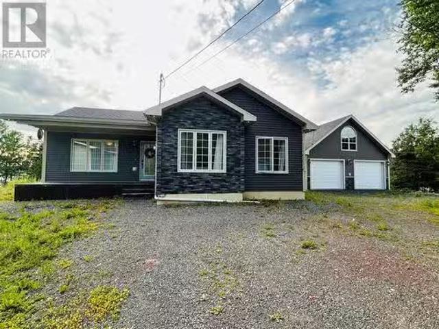 22A Gillingham Avenue, Norris Arm, NL, A0G 3M0 house for sal.