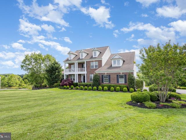23044 Creighton Farms Dr, Leesburg, VA 20175 | MLS #VALO2115