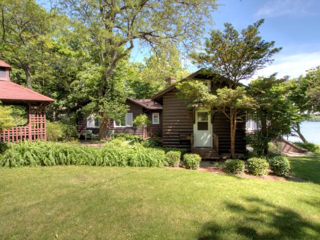 2304 North Shore Dr