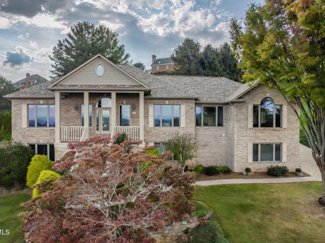 2304 Granite Drive
