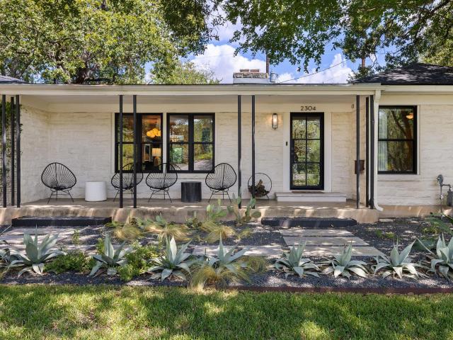 2304 Greenlee Dr
