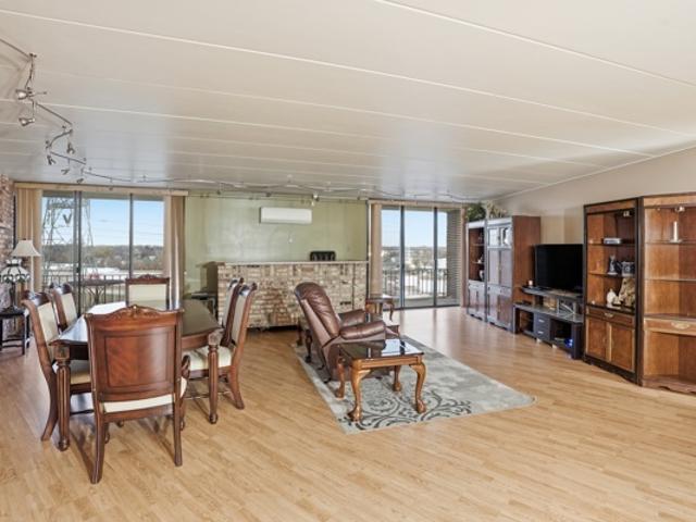 2304 Holiday Terrace # 505