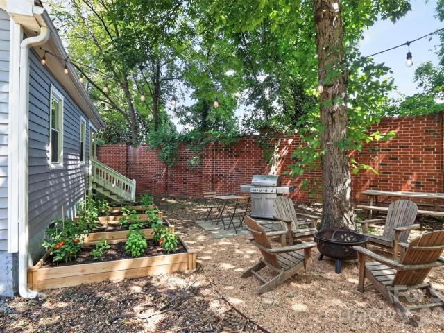 2304 Kennesaw Drive