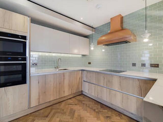 2304 Thomson | Quintain Living