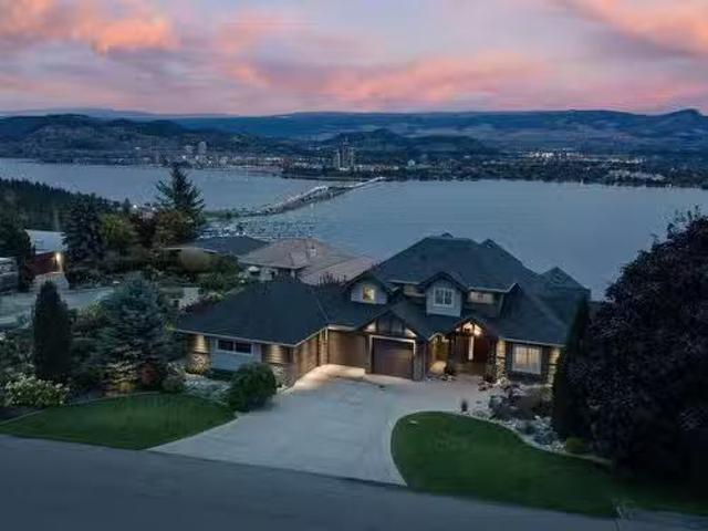 2305 Bridgeview Road, West Kelowna, BC, V1V 2N4 Luxury House.