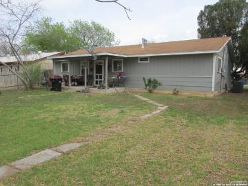 2305 Elaine Dr, Hondo, TX 78861 | MLS #1957