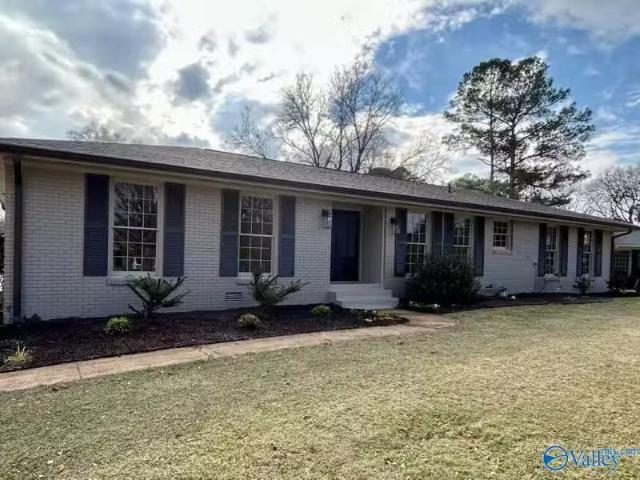 2305 GREENWOOD DR SE, DECATUR, AL 35601