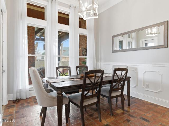 2305 Sunkist Country Club Road