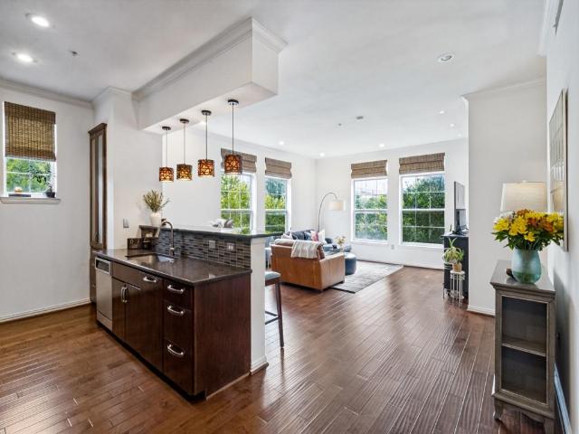 2305 Worthington Street # 206A