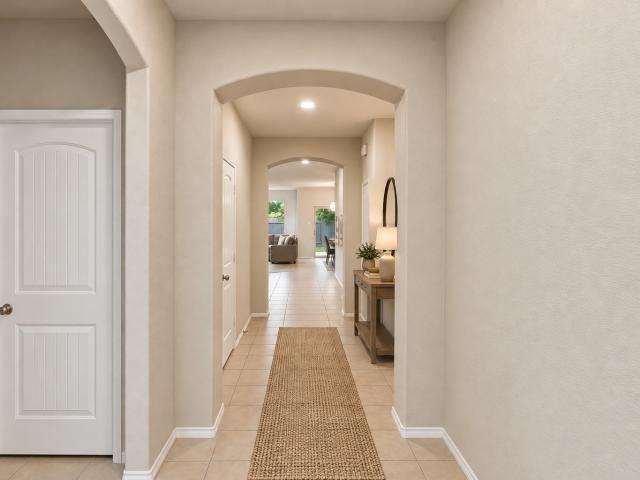 2307 Northern Great White Court