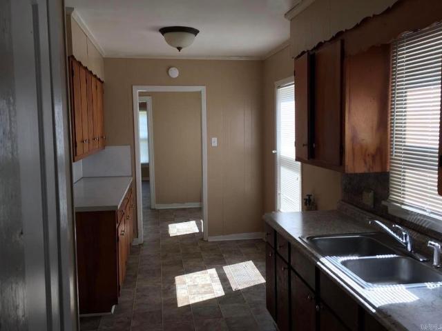 2307 W 25th Street