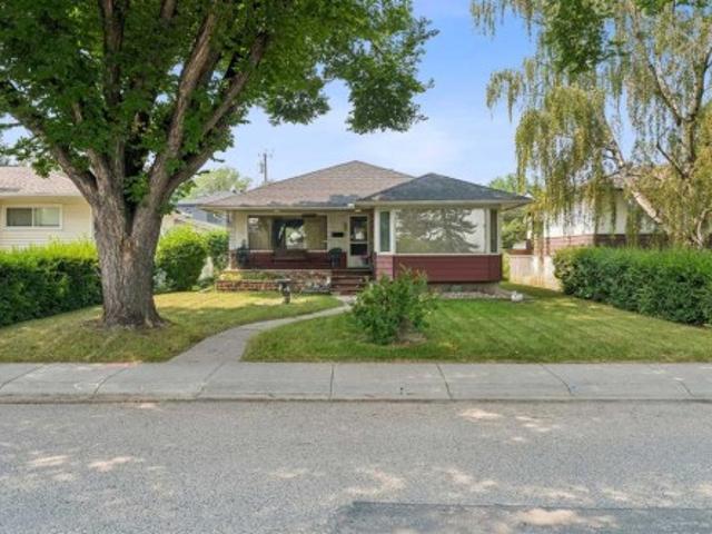 2307 7 Street Ne, Calgary, AB, T2E 4C7 house for sale | Listing ID A2332 | Royal LePage