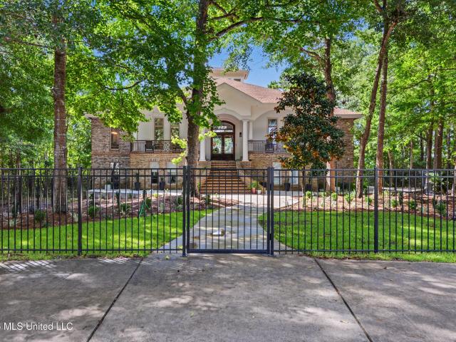 2308 Pointe Of View Drive