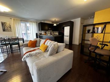 2308 Rue Mullins, #200
