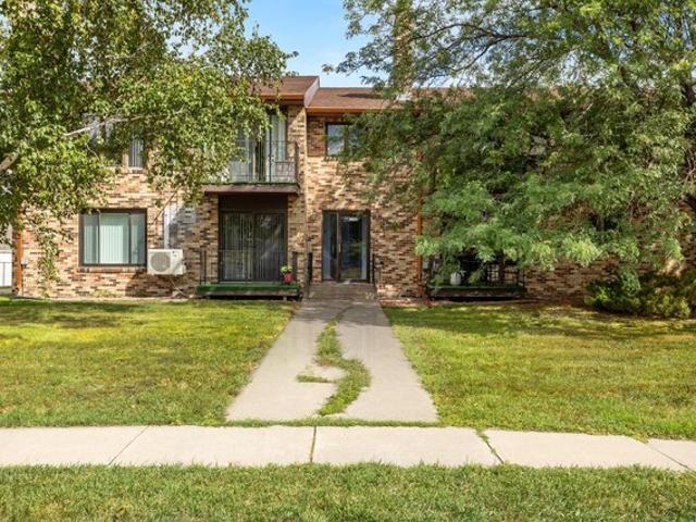 2308 18th St S Apt H, Fargo, ND 58103