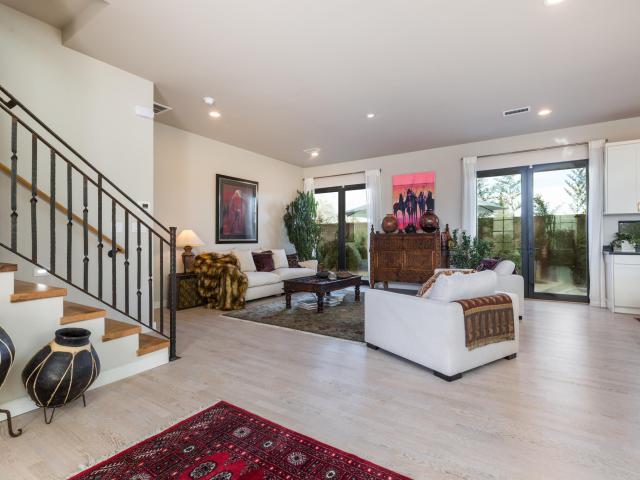 2309 Mananitas Lane NW