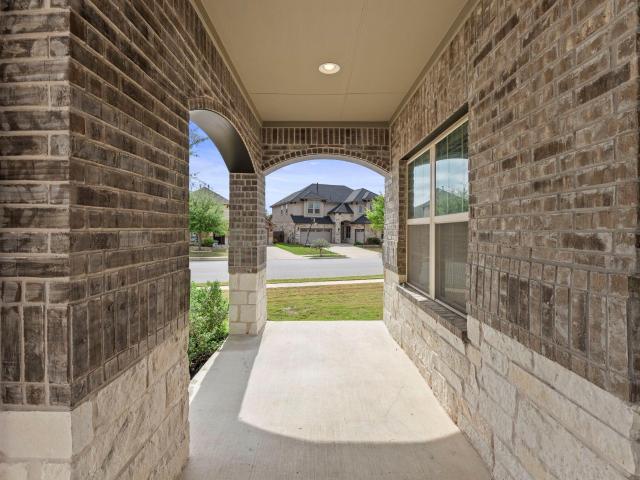 2309 Lyla Ln
