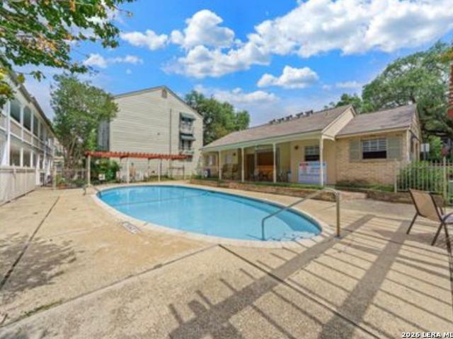 2300 Nacogdoches, Unit 214
