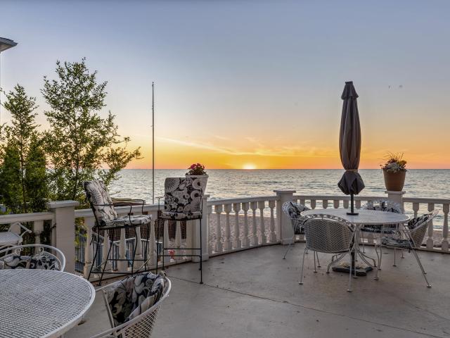 2300 Lake Shore Drive