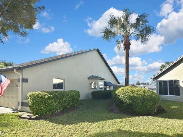2301 McGregor Park Cir, Fort Myers, FL 33908 | MLS #2026003