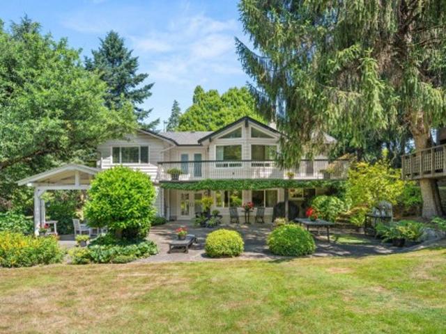 2301 A Avenue, Langley, BC, V2Y 2J9 house for sale | Listing ID R3139 | Royal LePage
