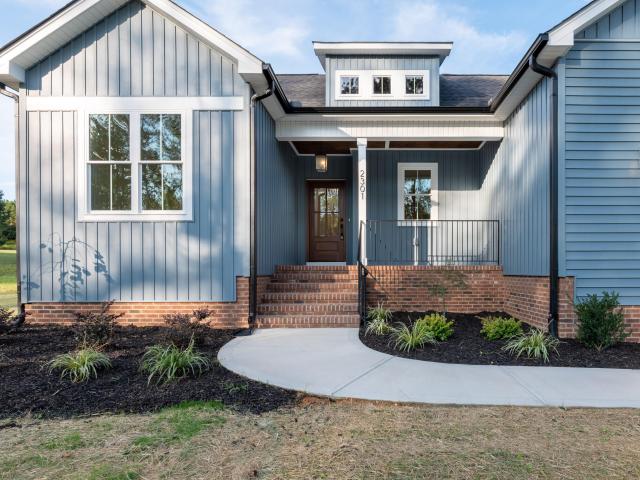 2301 Peachtree Hills Road